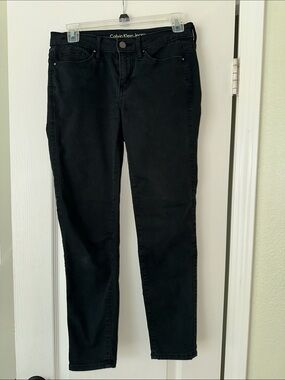 Calvin Klein Women's Black Skinny Jeans